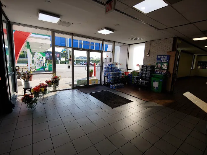 TA Truck Service Picture 8