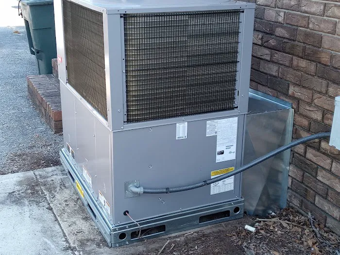 Colclough's Heating & Cooling LLC Picture 3