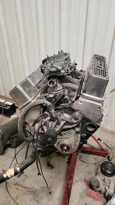 M & M Auto + Truck Repair Picture 2