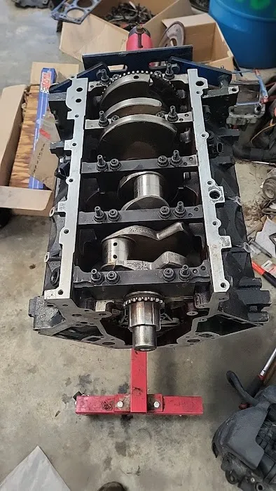 M & M Auto + Truck Repair Picture 6