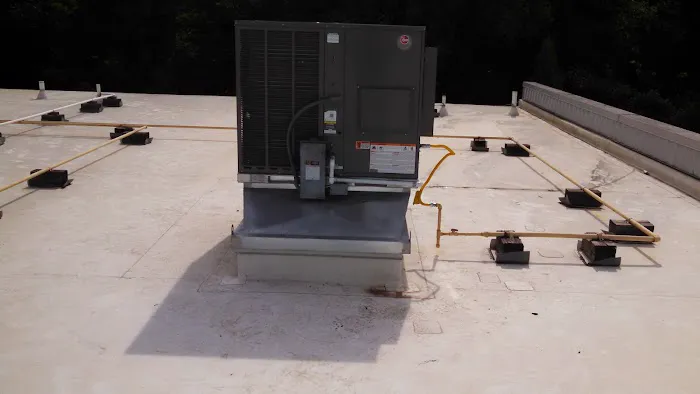 Air Waves Heating & Air Picture 1