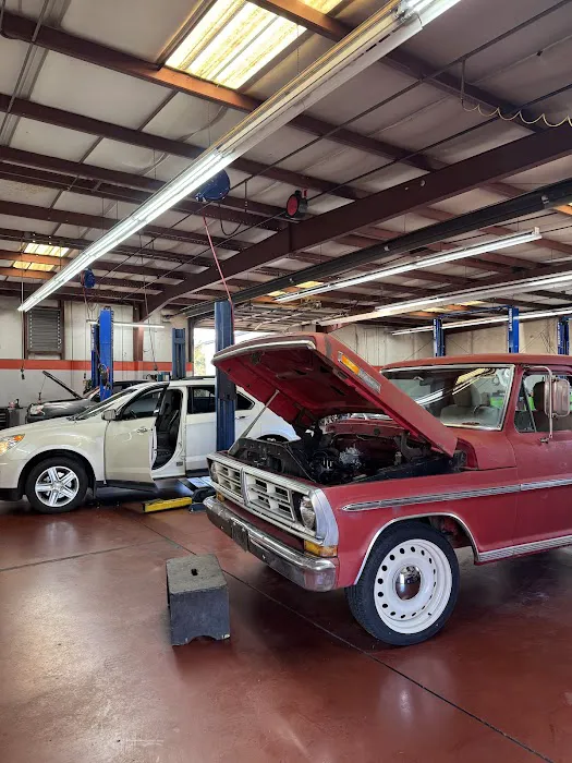 Advantage AC, Tire & Repair Picture 3