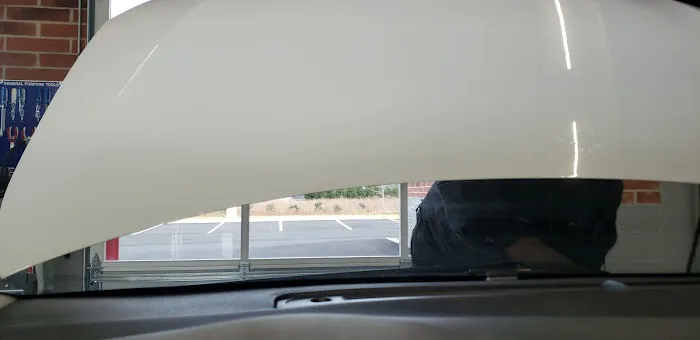 Express Oil Change & Tire Engineers Picture 1