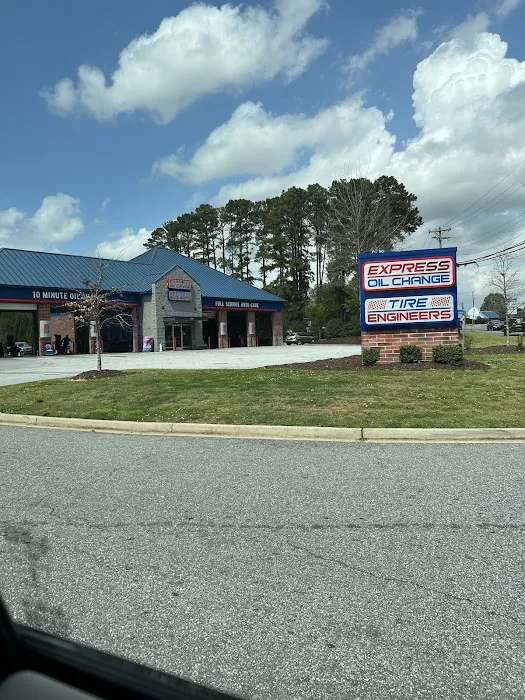 Express Oil Change & Tire Engineers Picture 6