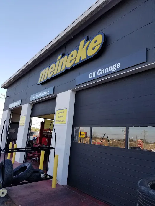 Meineke Car Care Center Picture 9
