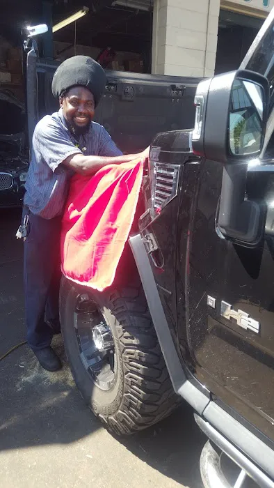 Payless Automotive Picture 6