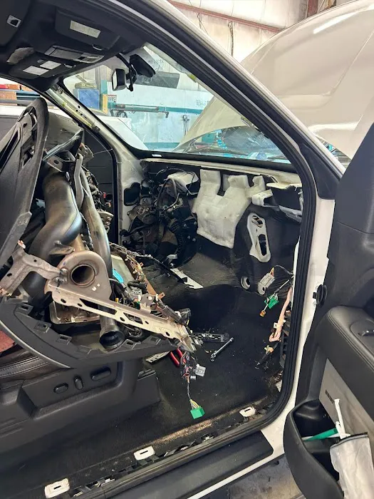 Fadalla's Auto Air Picture 9