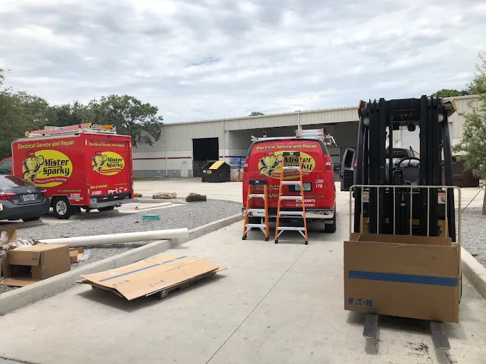 Mister Sparky Picture 8