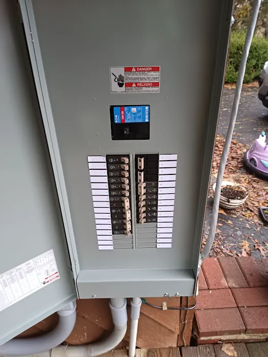 Mister Sparky Picture 5