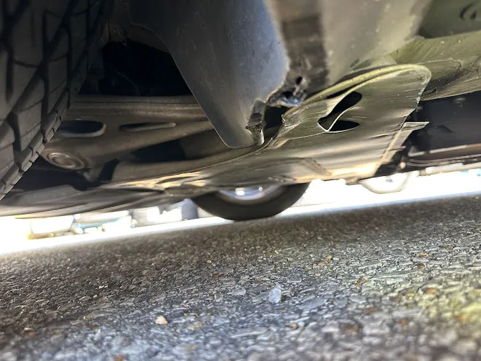 Express Oil Change & Tire Engineers Picture 4