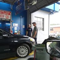 Express Oil Change & Tire Engineers ico