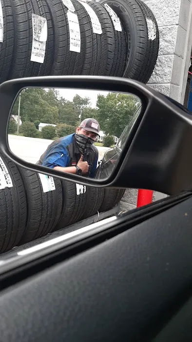 Express Oil Change & Tire Engineers Picture 7