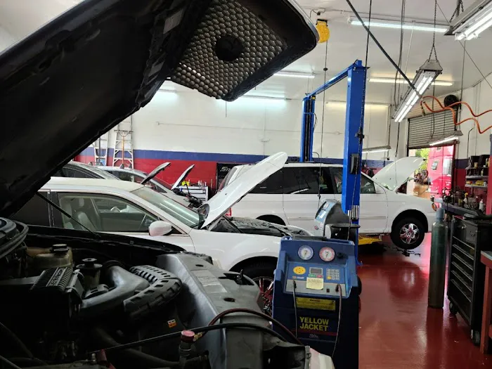 Modern Auto Air of Ft Myers Picture 3