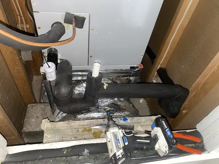 Hot as a Beach Heating & cooling Picture 9