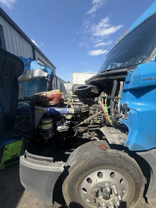 MTL Truck & Trailer Repair Picture 1