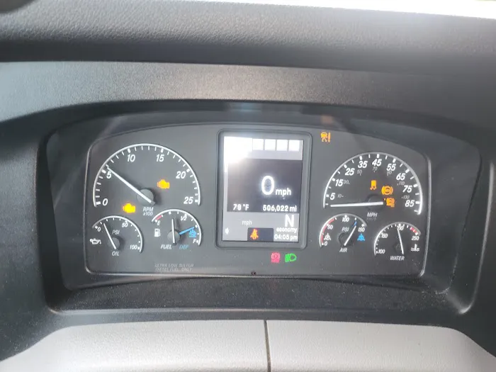 MTL Truck & Trailer Repair Picture 9