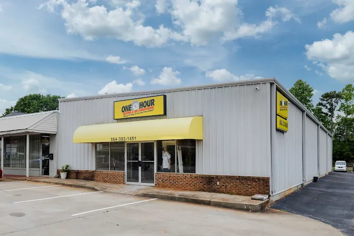 One Hour Heating & Air Conditioning Picture 2