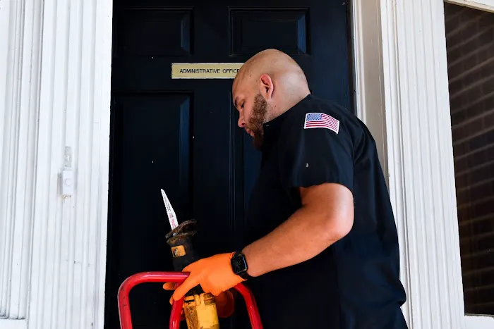 Dipple Plumbing, Electrical, Heating & Air Picture 10