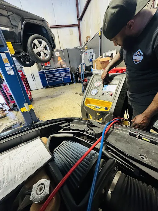 Ohana Auto Repair Picture 5