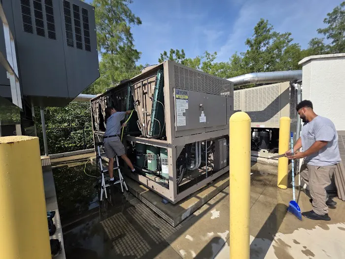 Airsource Air Conditioning Picture 9