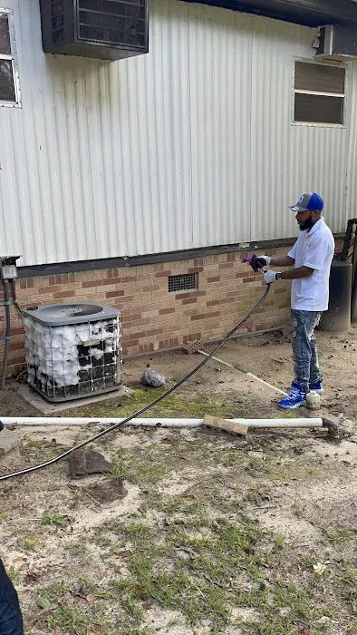 Upper Echelon Heating & Cooling, LLC Picture 1