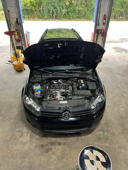 Adas Auto Repair & Towing Picture 4