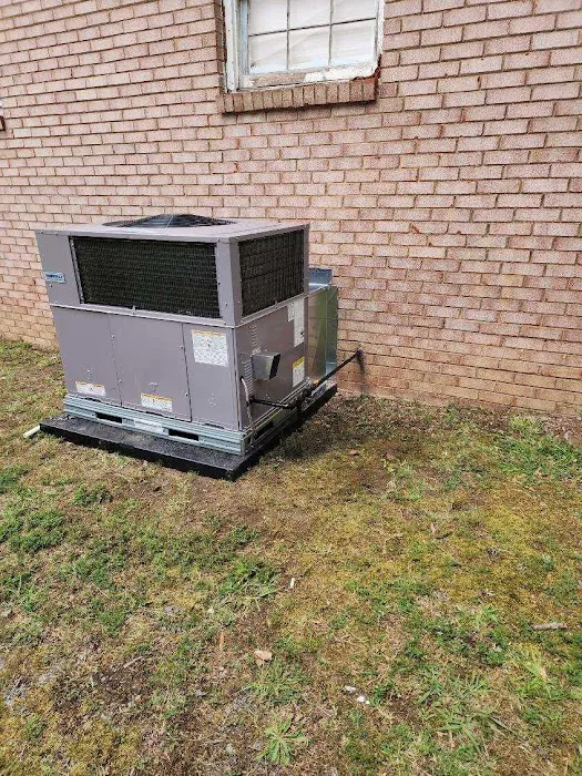 Carolina Refrigeration Heating and Cooling Picture 2