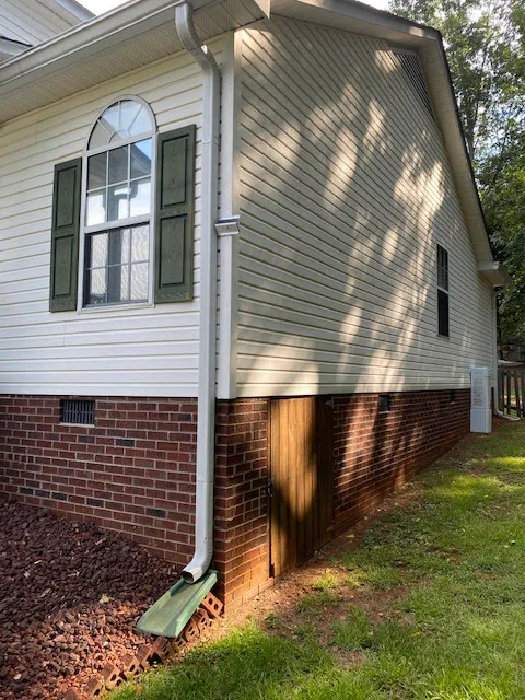 Plumbing In Pink Picture 1