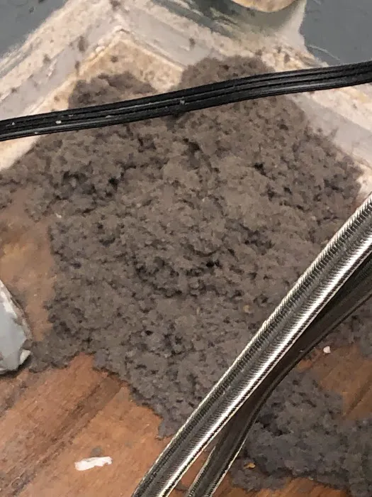 A-Z Air Ducts and Carpet Care Picture 9