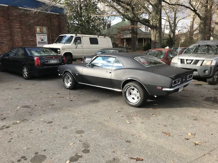 Captain Tire & Auto Repair Picture 3