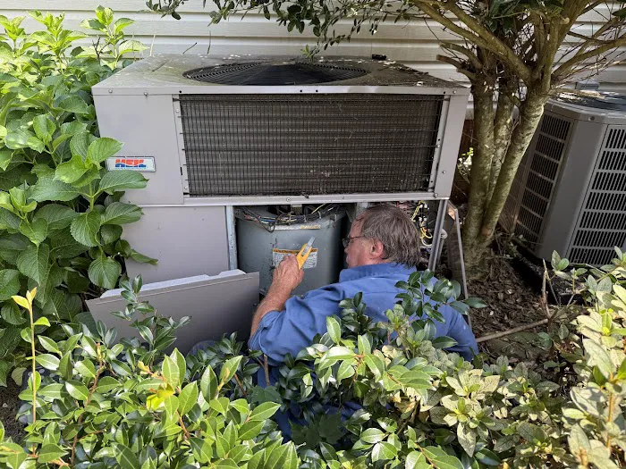 Bailey's Heating and Air Picture 2