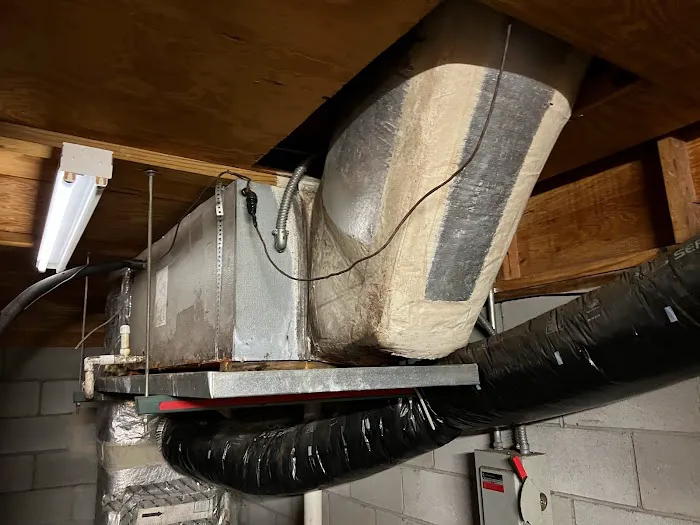 Dunes Heating and Air Conditioning Picture 2