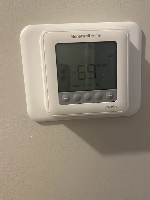 Tyson Services Air Conditioning & Heating Picture 1