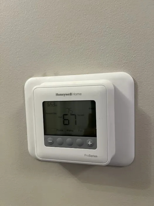 Home Town Heating and Air Conditioning Picture 4