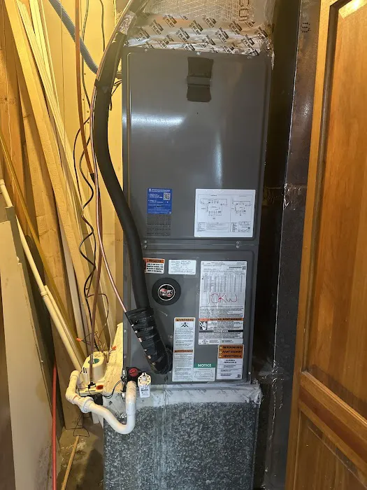 Bob's Repair Service Inc. Picture 1