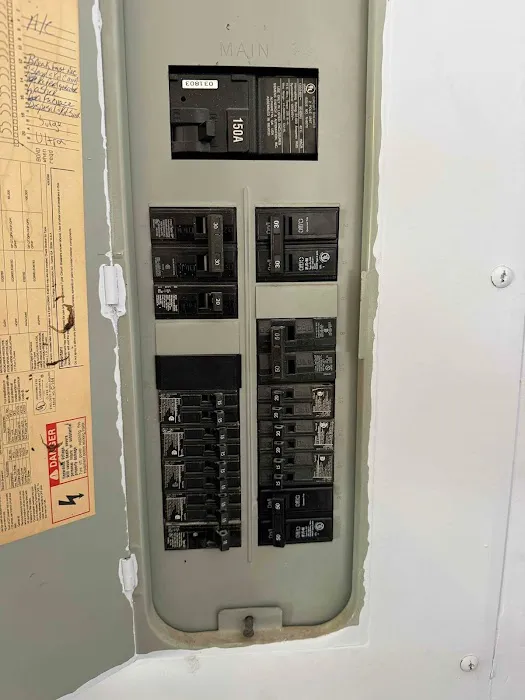 Snappy Services - Electric, Plumbing, Heating & Air Picture 10