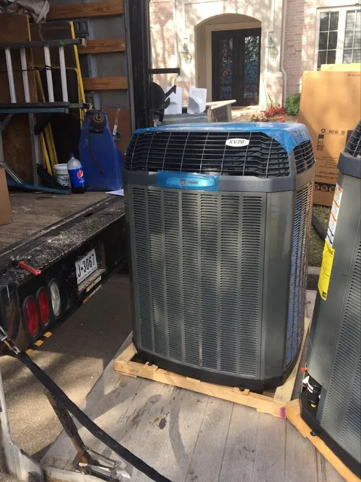 Kennesaw Heating & Cooling Repair Techs Picture 4
