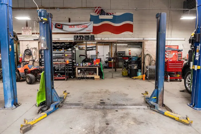 Professional Auto Repair Picture 1