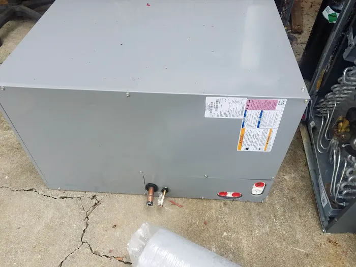 LEAK AC AND APPLIANCES Picture 1