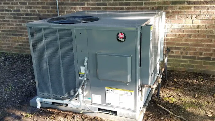 LEAK AC AND APPLIANCES Picture 10