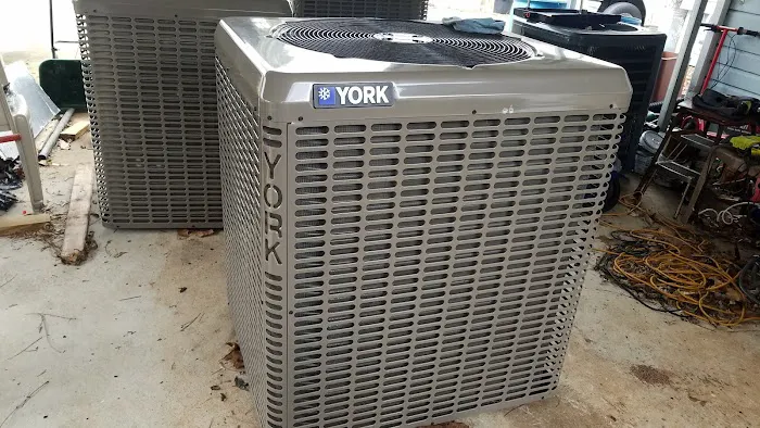 LEAK AC AND APPLIANCES Picture 5