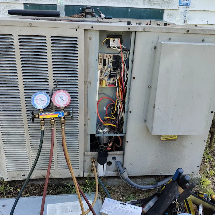 Phil's A/C Service Picture 10