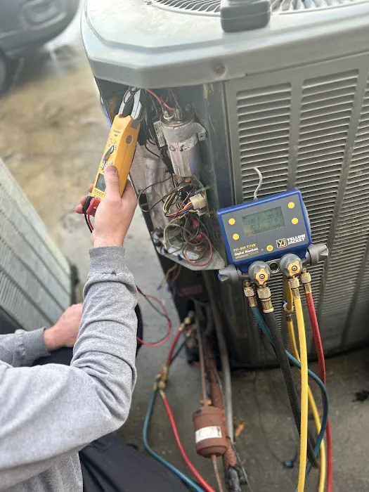 Hill's Heating & Air Conditioning Services Picture 2