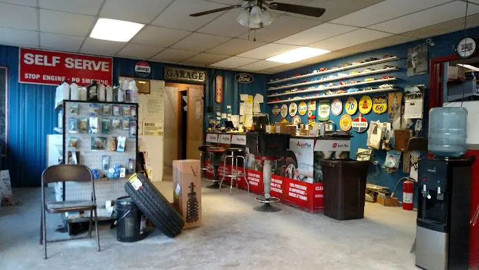 Godfrey & Sons Garage Picture 2