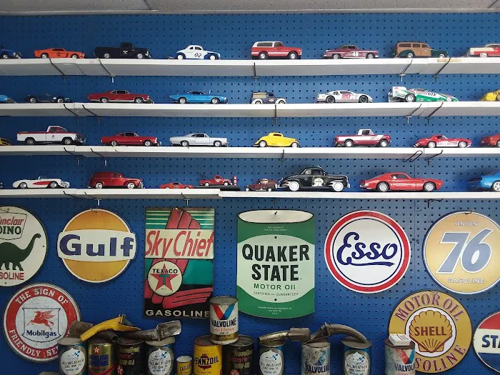 Godfrey & Sons Garage Picture 3