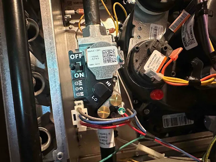 Roland Black Heating & Cooling Picture 6