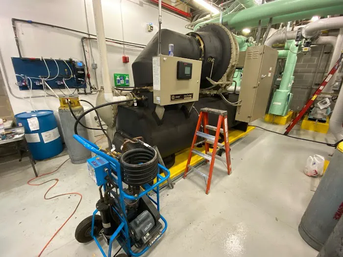 JS Thomas Service, Inc. Picture 7