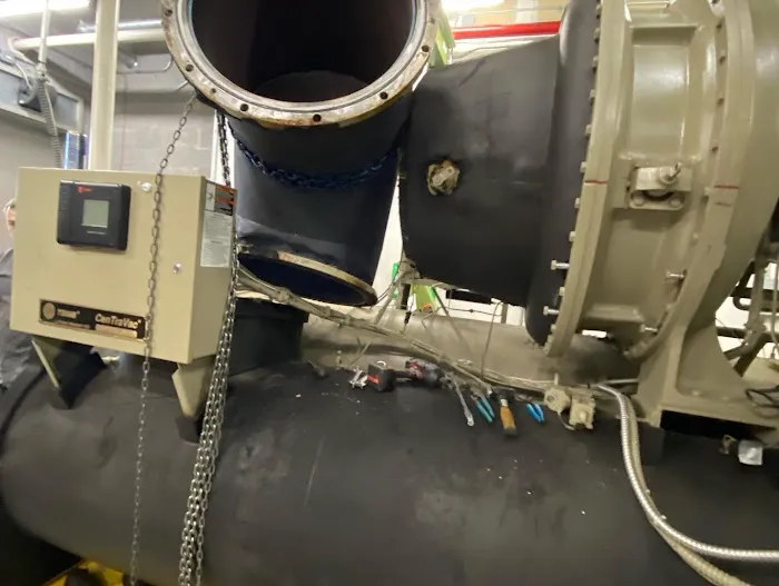 JS Thomas Service, Inc. Picture 4