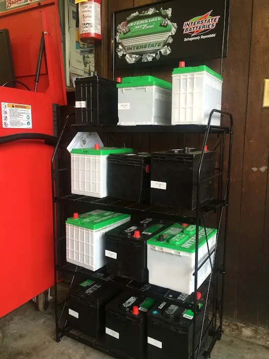 United Auto Service Picture 2