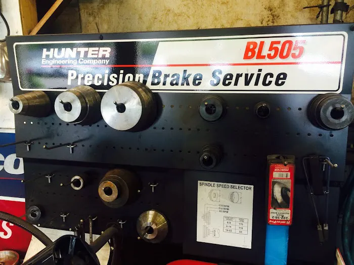 United Auto Service Picture 3